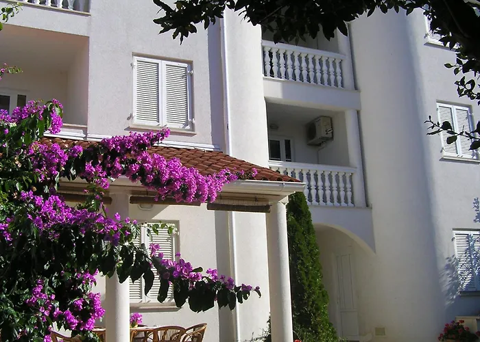Apartments Paloma Blanca
